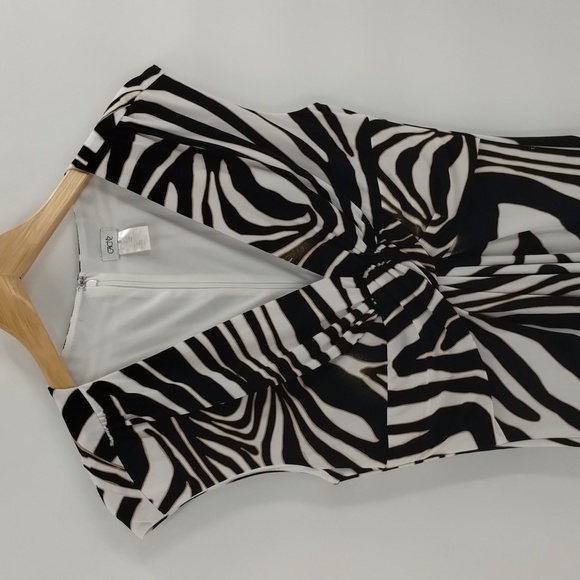 Caché zebra black gold white  dress Size 8 sleeveless lined vintage cache - Picture 2 of 9